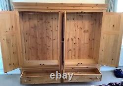 Beautiful Large Antique Pine Wardrobe, 4 Doors, 2 Drawers, Excellent Condition