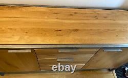 Brooklyn Natural Solid Oak Large 2 door/3 drawer Sideboard, excellent condition