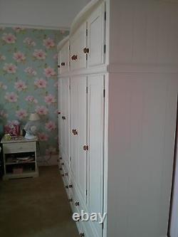 Classique 6 Door 8 Drawer Ex-large Robe + Topbox Cream/pine Knobs