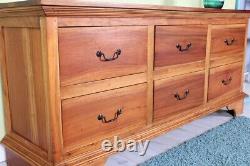 Delivery Options Large Heavy Oak Sideboard / Chest Of Drawers With 6 Drawers
