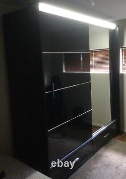 Lansing large 2 door/mirror sliding wardrobe black with led light and 2 drawers