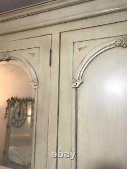 Large Cream Shabby Chic/ Vintage Juliette 3 Door Wardrobe With Mirror Drawers Gc