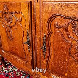 Large French Oak Louis XV 4 Door/Drawer Breakfront Sideboard CONSB78