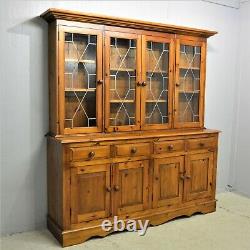 Large Pine Welsh Kitchen Dresser 4 Door Drawer Glazed Top delivery available
