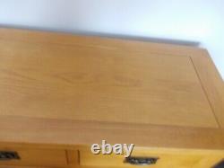 Large Solid Oak Sideboard With 3 Drawers And 3 Doors With Shelves