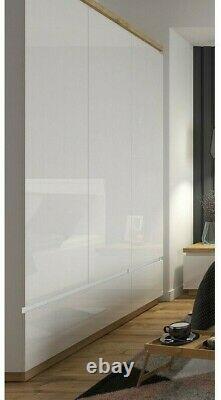 Large White Gloss Oak Effect Finish Triple Wardrobe 3 Door 2 Drawer Storage Erla