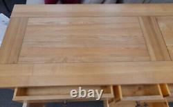 Modern Large Oak Sideboard CS H67