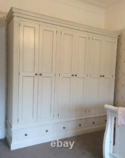 Painted 6 Door Wardrobe with fluting detail over 3 large drawers