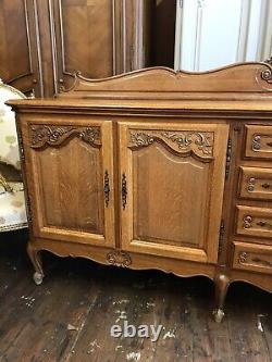 Quality / Vintage French Louis XV Style 4 Door/4 Drawer Large Sideboard