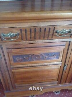 Striking Rubberwood Large Sideboard Beautifully Carved 2 Cupboards/2 drawers