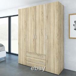 Grande armoire à quatre portes avec finition chêne, trois tiroirs, étagères et barre de suspension pour vêtements.