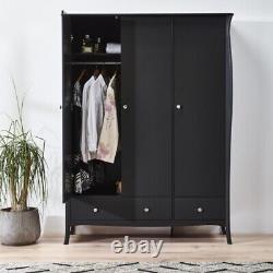 Grande armoire triple à 3 portes avec 2 tiroirs, étagères, penderie pour vêtements en noir, gris et blanc