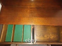 Vintage Dutch Dresser Old Oak 2 Tiroirs 2 Portes/un Grand Tableau De Bord De Charme Utilisé